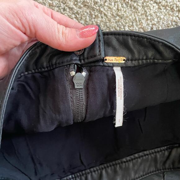 Free People Midnight Magic Leather Skirt Size 2 - Picture 5 of 7